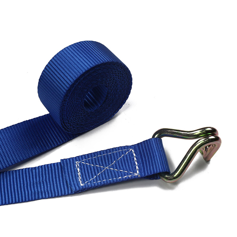 A 2 db-os Ratchet Strap készlet 25 mm-es műanyag tokban