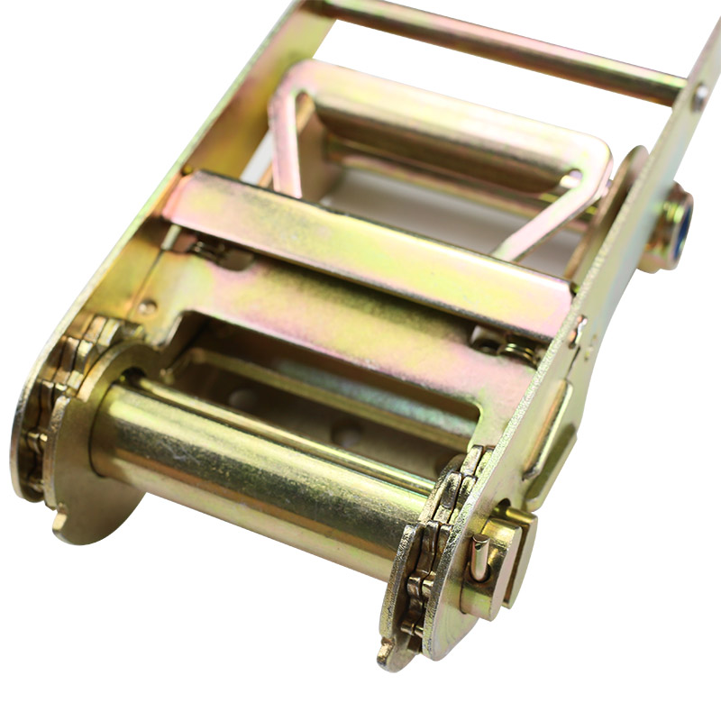 A 4 hüvelykes Ratchet csat